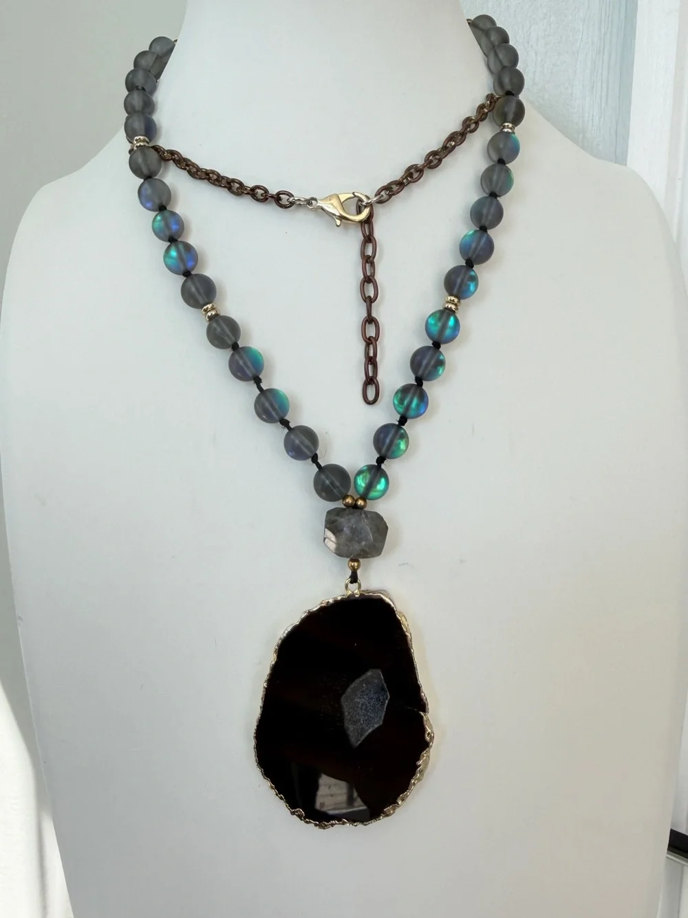 28” gold tone necklace w/ slab/druzy pendant, larvakite, and mermaid glass!